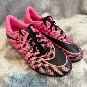Nike Youth Girls Pink and Black Soccer Cleats Size 1.5Y Athletic Shoes